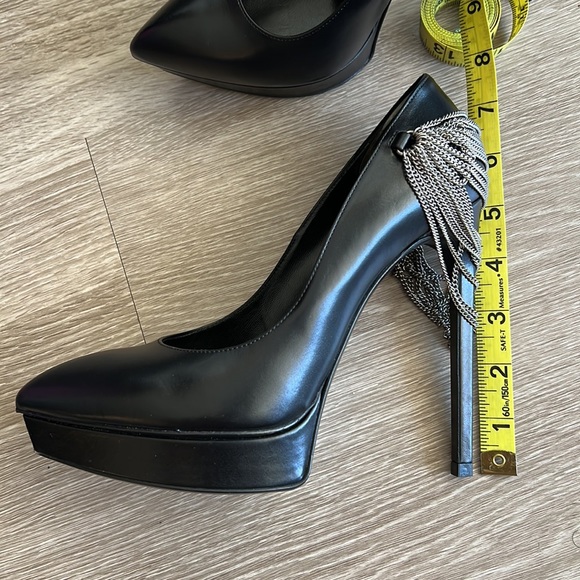 YSL Black Leather Stacked Pumps with Silver chains - Picture 8 of 8